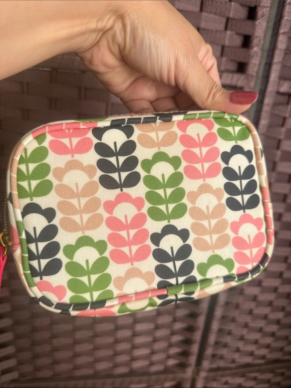 Orla Kiely Floral Leaf Pattern Cosmetic Pouch - Picture 13 of 16